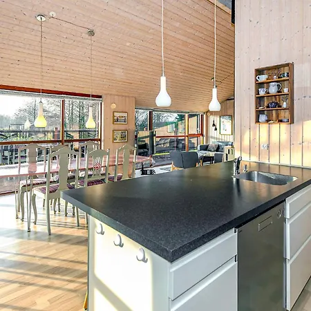 3 Bedroom Beautiful In Nordborg